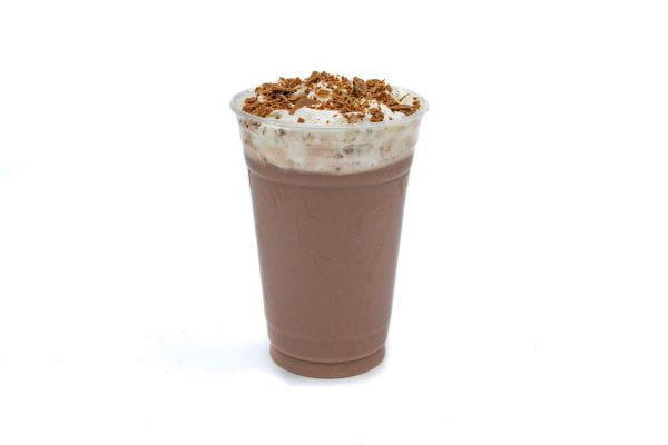 20oz PET Smoothie Cup With Chocolate Milkshake And Cream