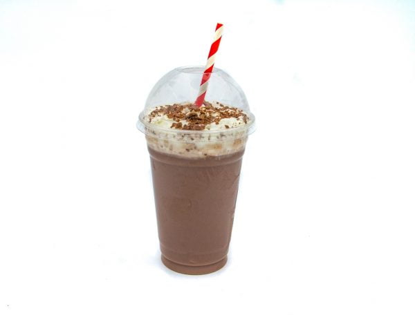 20oz PET Smoothie Cup With Chocolate Milkshake And Cream With Domed Lid And Straw